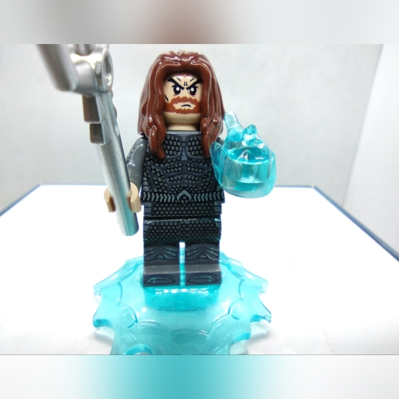 Aqua Man Custom Designed Minifigure set from Lost Kingdom - Picture 2 of 9